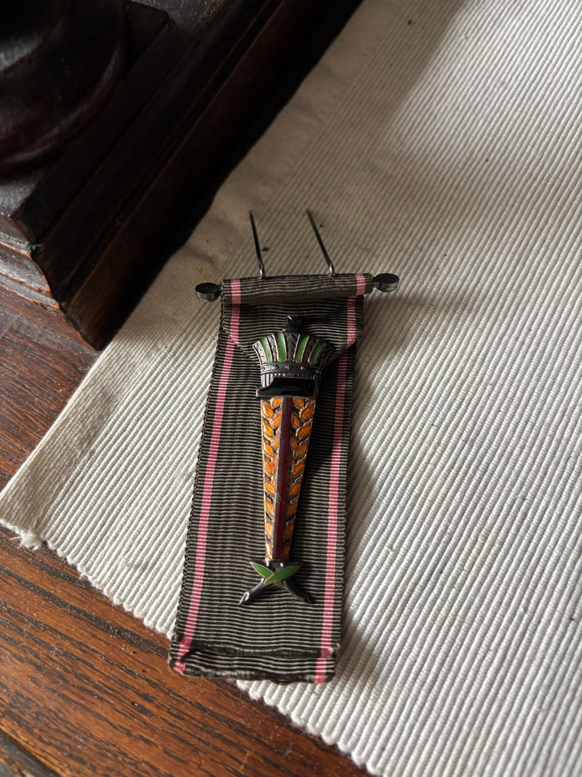 Zeldzame Oostenrijkse Medaille met Kroon en Lint, Postzegels en Munten, Ophalen, Overige materialen, Buitenland