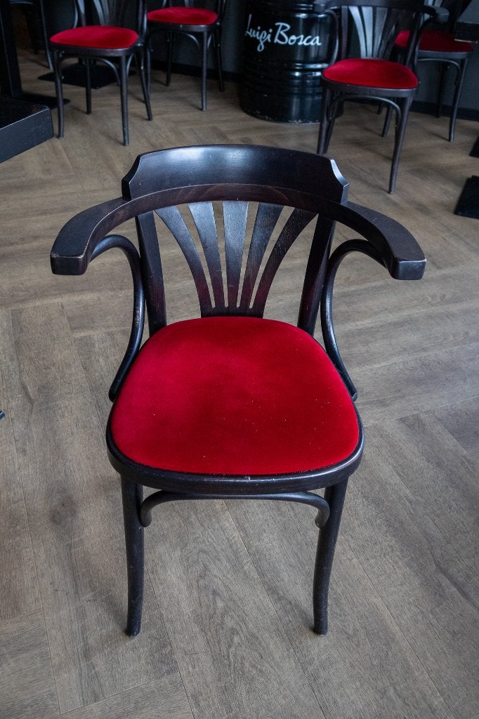 95x Thonet stoelen, Ophalen, Gebruikt, Zwart, Vijf, Zes of meer stoelen