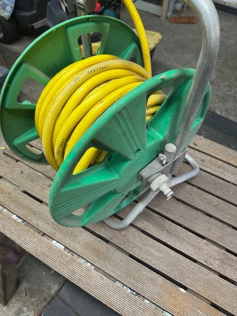 slangenwagen met slang, Ophalen, Zo goed als nieuw, Tuinslanghaspel