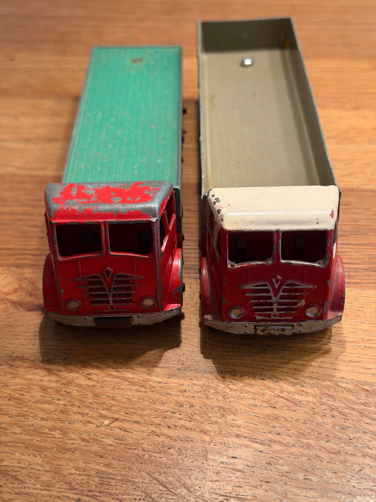 Vintage Dinky Toys Foden Type2 met nieuwe banden, Hobby en Vrije tijd, Ophalen of Verzenden, Gebruikt, Bus of Vrachtwagen, Dinky Toys