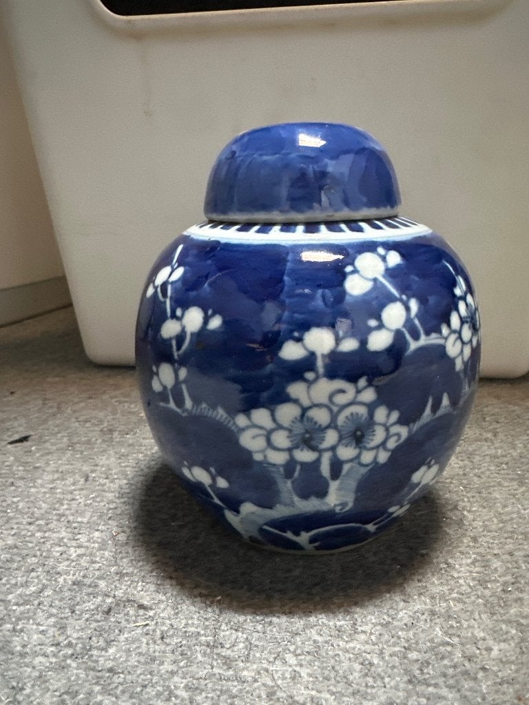 Antieke Chinese Blauw-Witte Gemberpot met Deksel – Prunus, Ophalen of Verzenden
