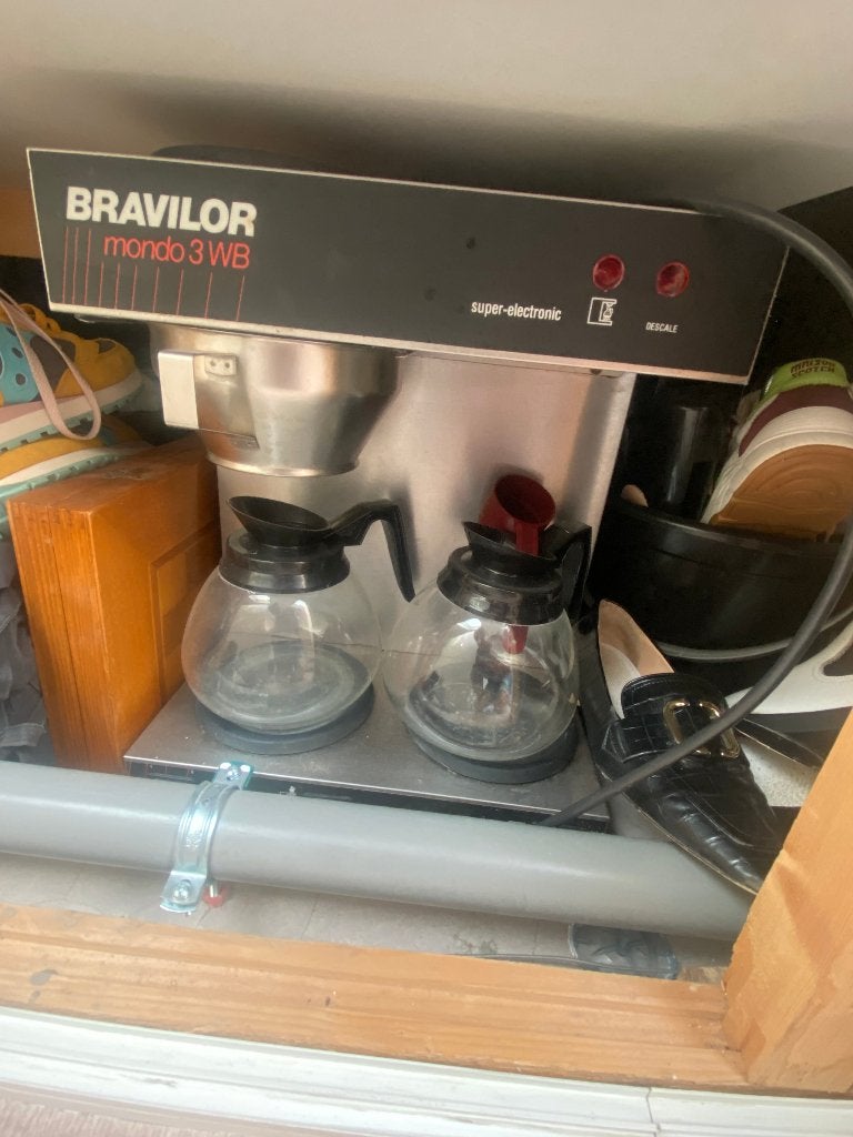 Bravilor koffieapparaat, Ophalen, Gebruikt, 10 kopjes of meer, Koffiemachine