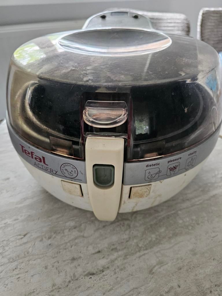 Tefal ActiFry Airfryer - Gebruikt, werkt perfect, Witgoed en Apparatuur, Ophalen of Verzenden, Gebruikt, Airfryer, 1000 t/m 1499 gram
