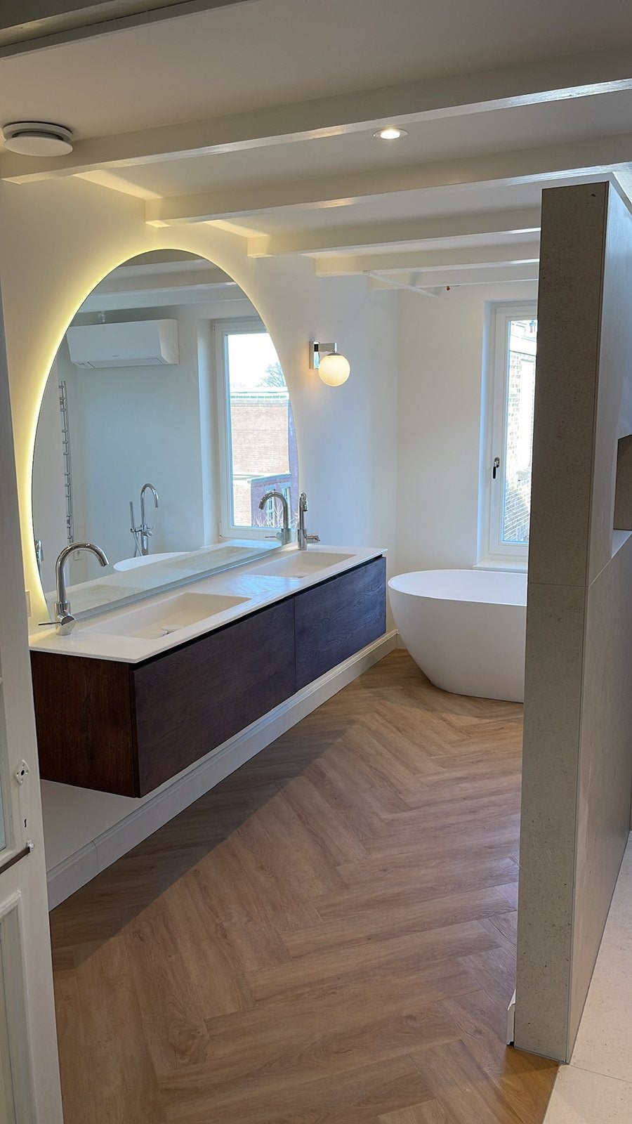 Badkamer renovatie ,van praktisch tot luxe | Scherpe prijzen, Diensten en Vakmensen, Aannemers, Garantie, Verbouw of Aanbouw
