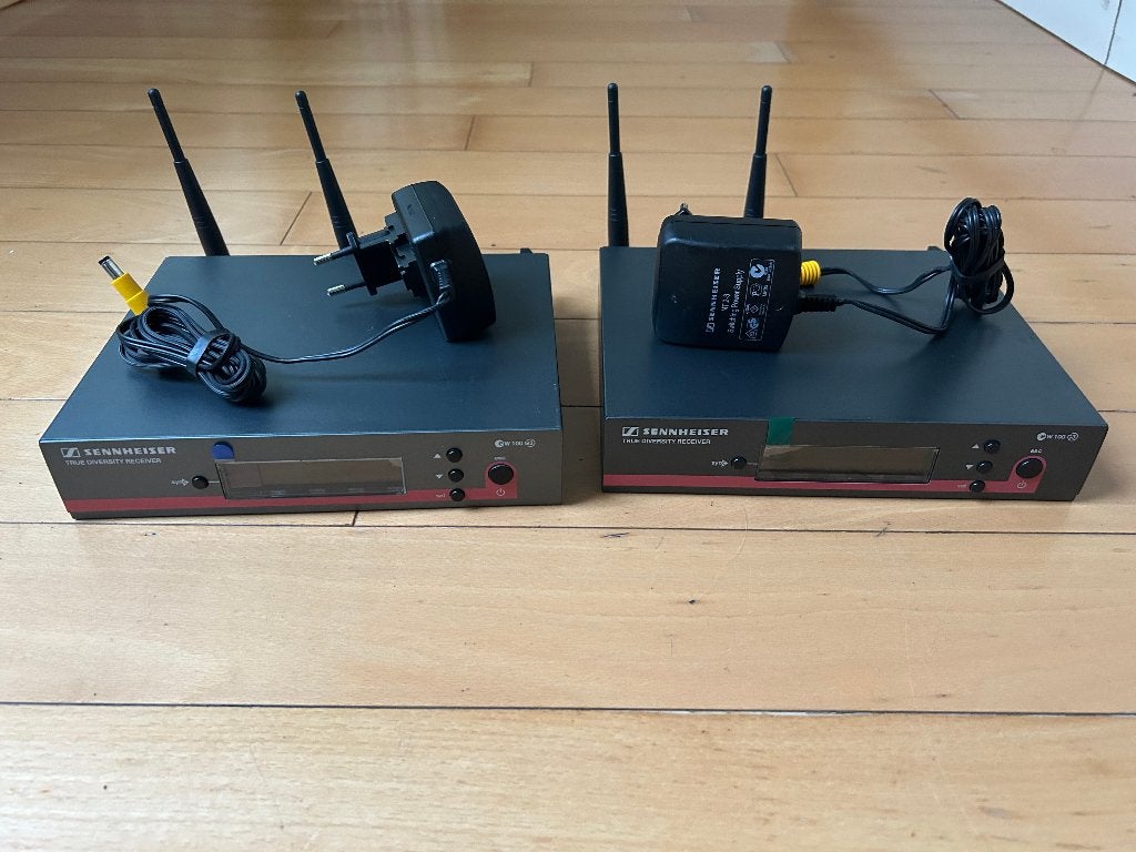Twee draadloze ontvangers Sennheiser 1.8GHz EM100 G3, Muziek en Instrumenten, Microfoons, Ophalen of Verzenden, Gebruikt, Overige typen