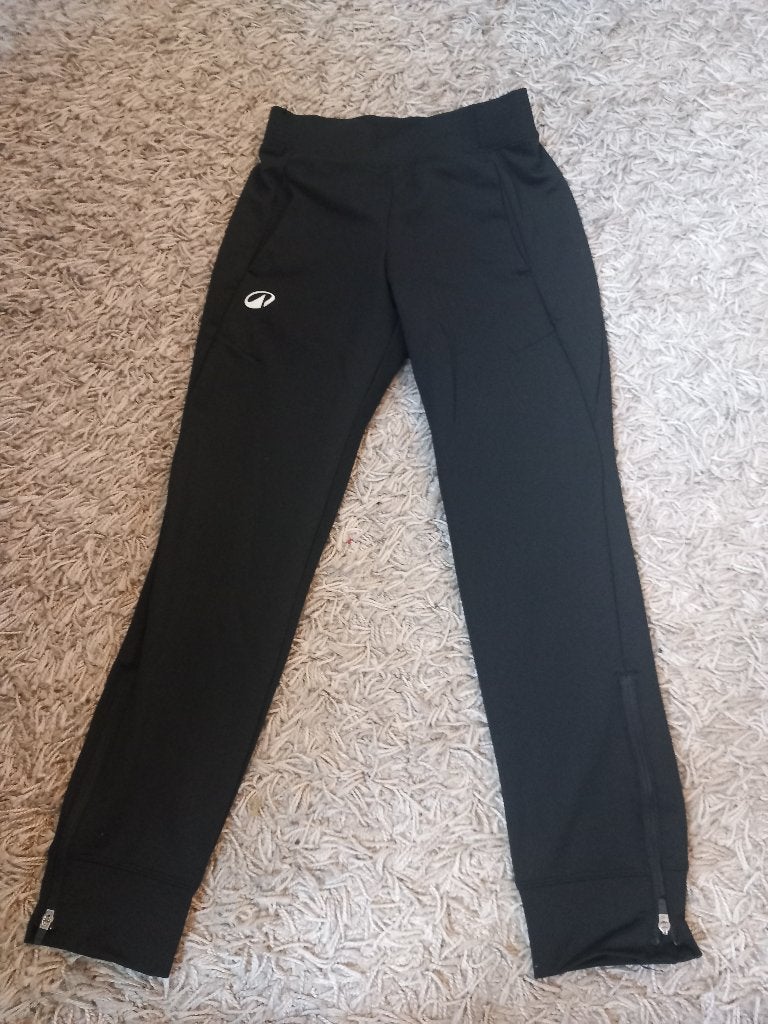 Kinderkleding tennisbroek Kuikma maat 122-128, Broek, Kuikma, Jongen of Meisje, Ophalen of Verzenden