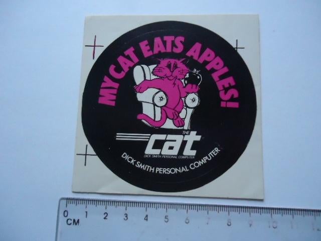 sticker oud CAT Dick Smith computer vintage pc Apple retro, Verzamelen, Stickers, Zo goed als nieuw, Bedrijf of Vereniging, Verzenden