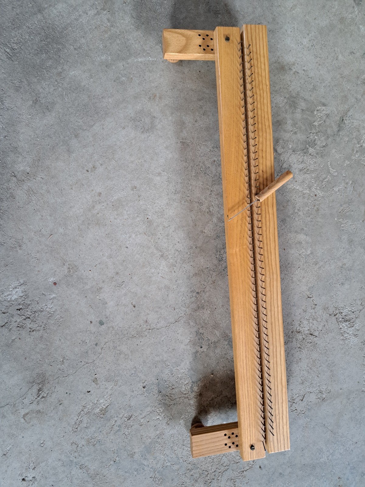 Verstelbaar Houten breiraam / breiloom met naald 80cm breed, Hobby en Vrije tijd, Breien en Haken, Ophalen