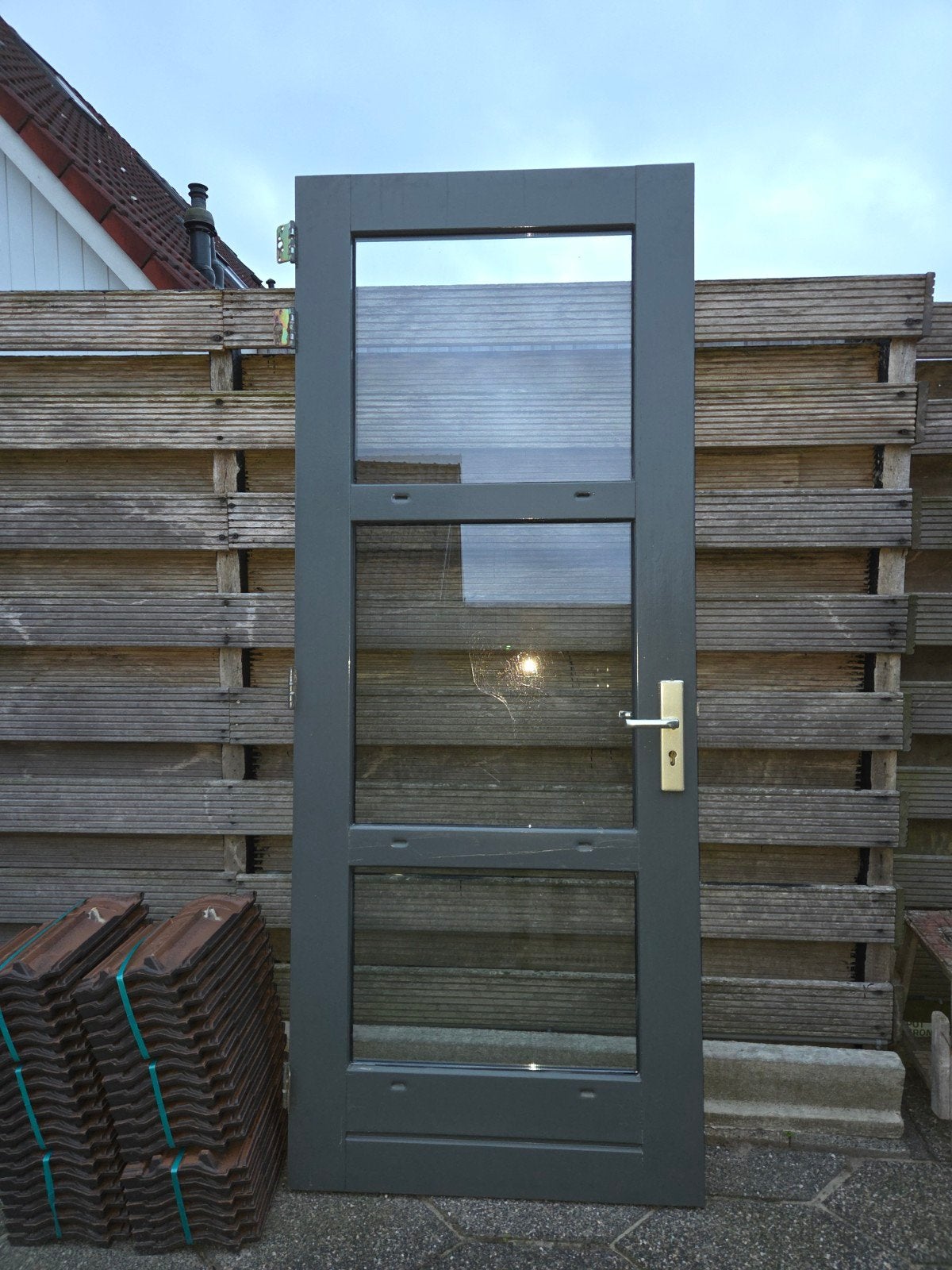 Degelijke hardhouten achterdeur met HR++ glas en beslag, Gebruikt, 80 tot 100 cm, 215 cm of meer, Ophalen of Verzenden