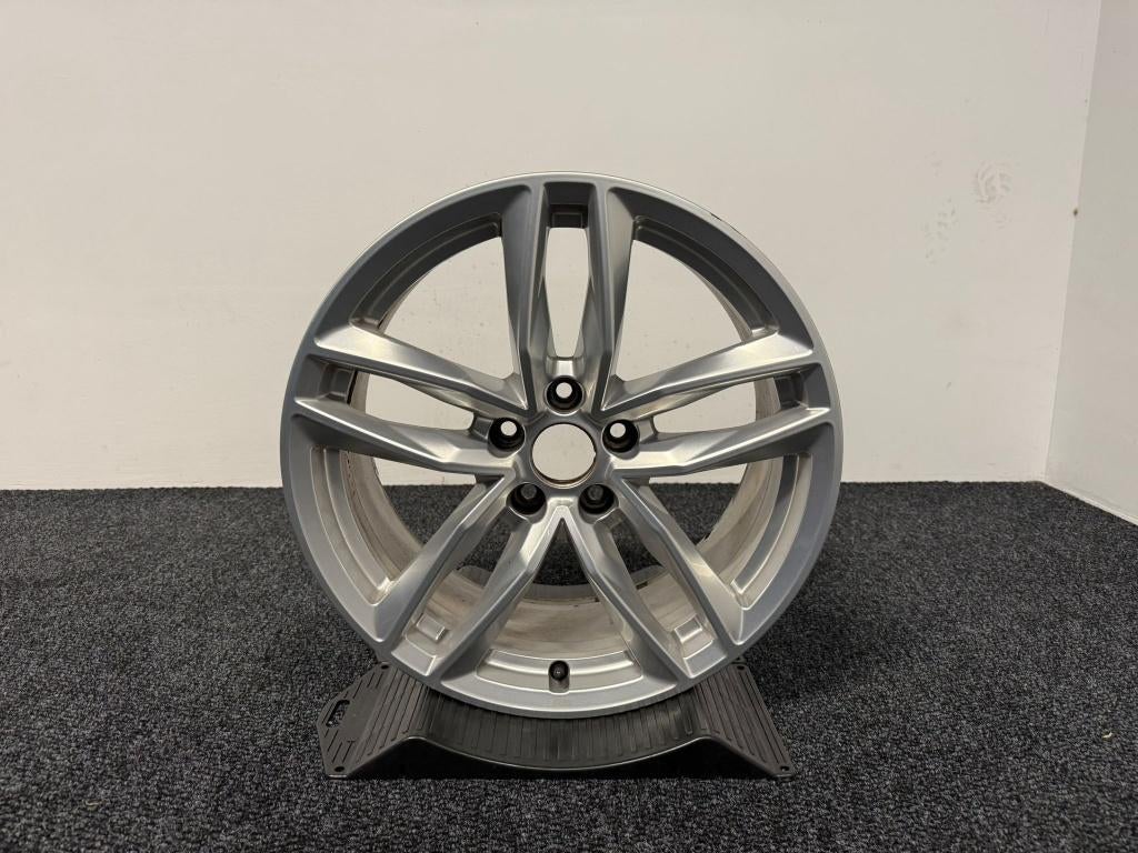 Audi A4 RS velgen 8jx18 ET40, Ophalen, 18 inch, Gebruikt, Velg(en)