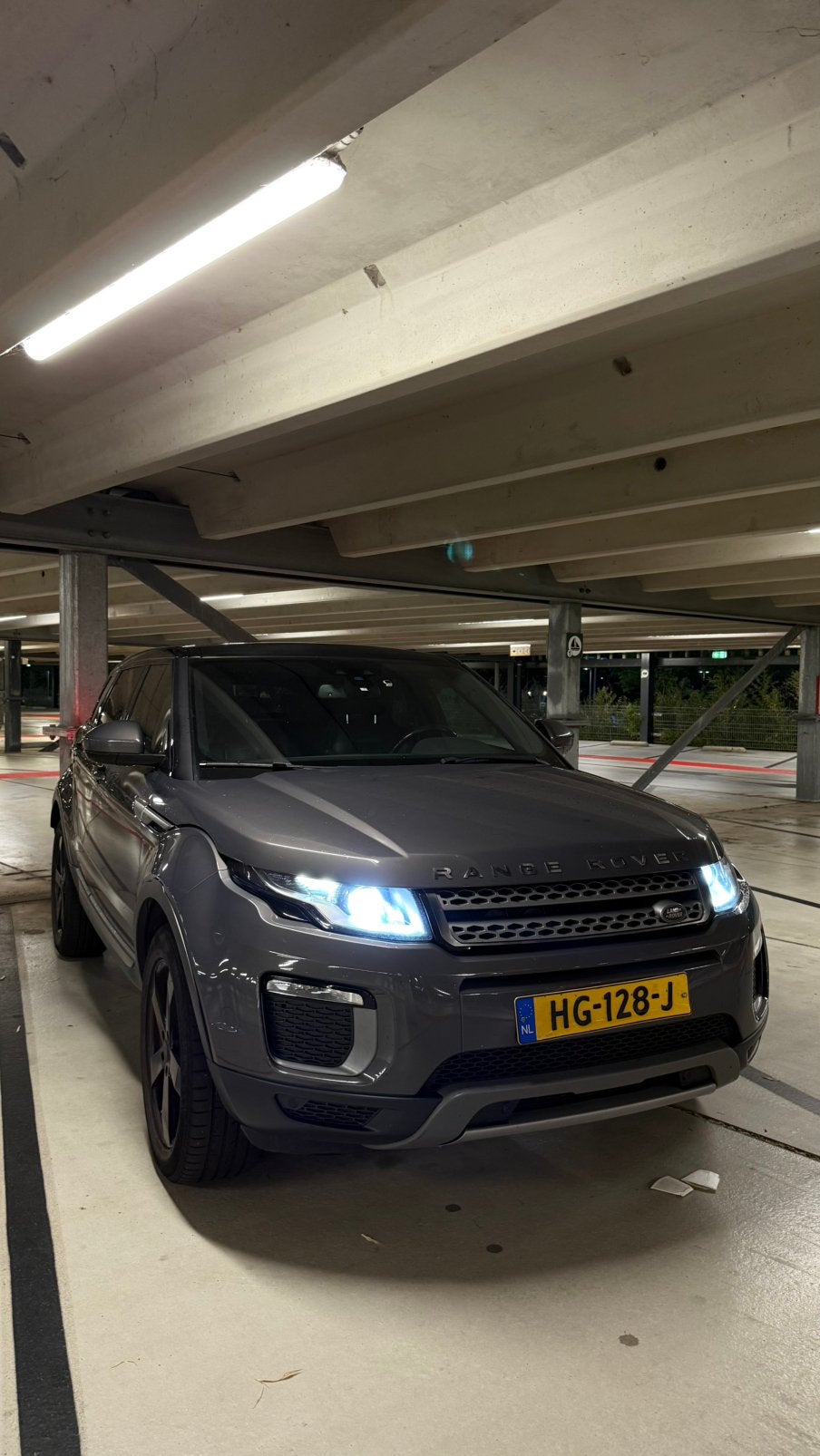 Land Rover Range Rover Evoque 2.0 TD4 2WD 2015 Grijs Euro 6, Auto's, Land Rover, Achterwielaandrijving, 4 cilinders, 23 km/l, Particulier
