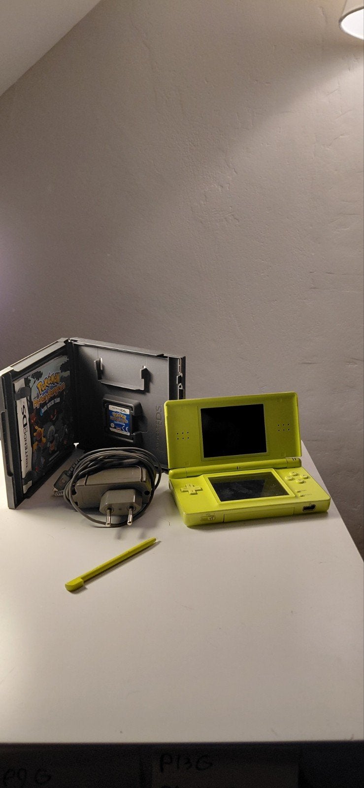 Nintendo DS Lite Limegroen + Pokémon Mystery Dungeon + Oplad, Ophalen of Verzenden, Overige typen