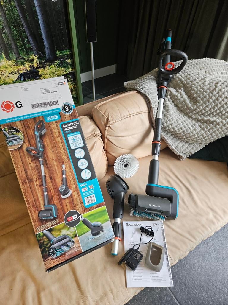 Gardena Aquabrush Accu Multireiniger, Ophalen of Verzenden, Zo goed als nieuw, Overige typen