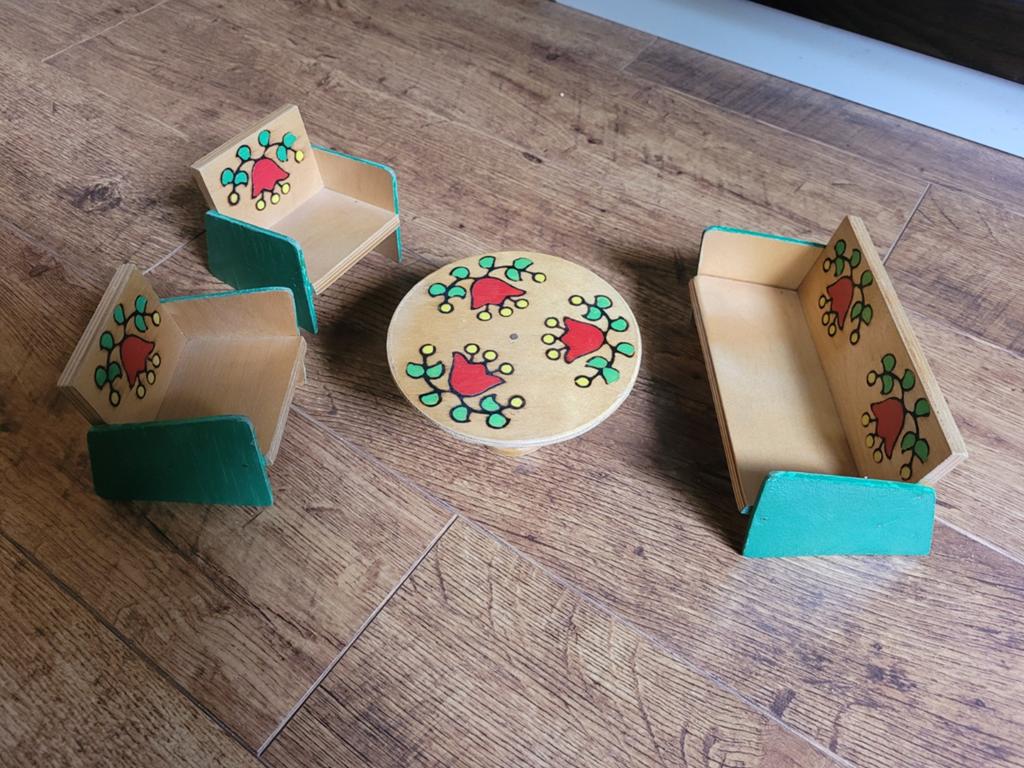 Poppenmeubeltjes, Ophalen, Poppenhuis