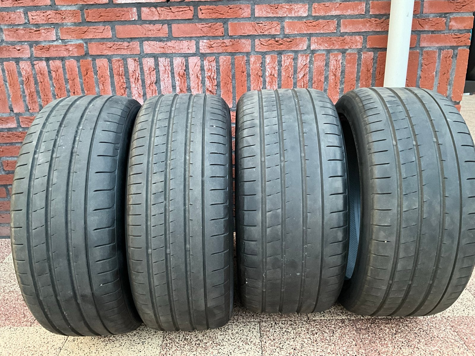 Set van 4 gebruikte Yokohama Advan Sport zomerbanden, Ophalen, Gebruikt