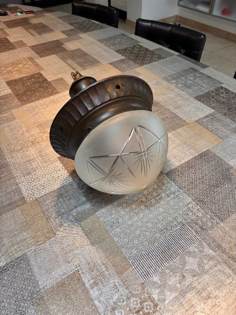 Mooie oude hanglamp met glazen geslepen bol, Gebruikt, Glas, Jaren 50/60, E27 (groot)