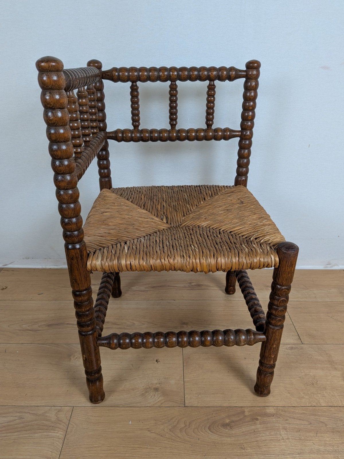 Vintage Bobbin Corner Chair / Hoekstoel – Gedraaid Eiken, Ophalen of Verzenden