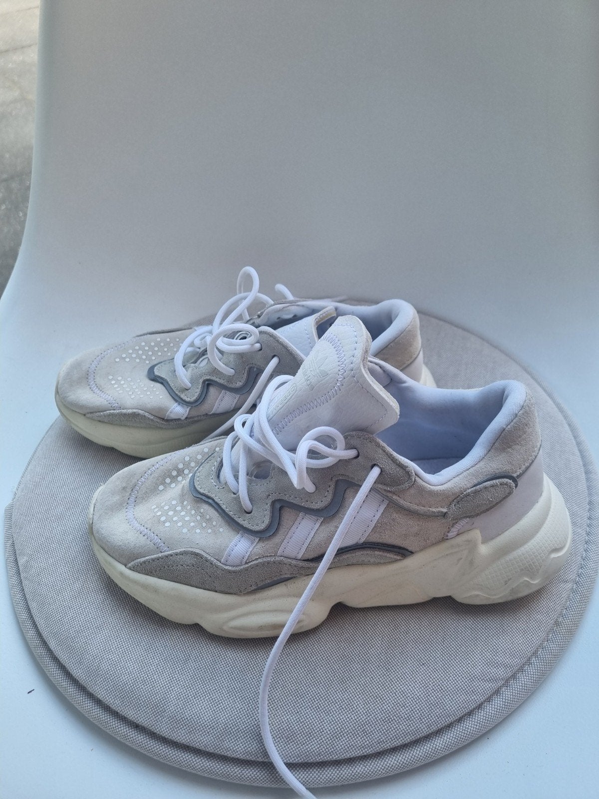 Adidas Ozweego sneakers maat 35, Ophalen of Verzenden, Zo goed als nieuw, Wit, Sneakers of Gympen
