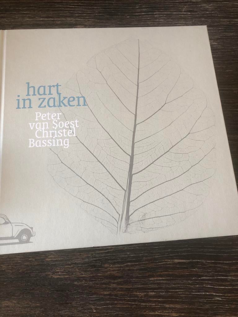 Hart in Zaken - Peter van Soest & Christel Bassing, Ophalen of Verzenden, Zo goed als nieuw, Management