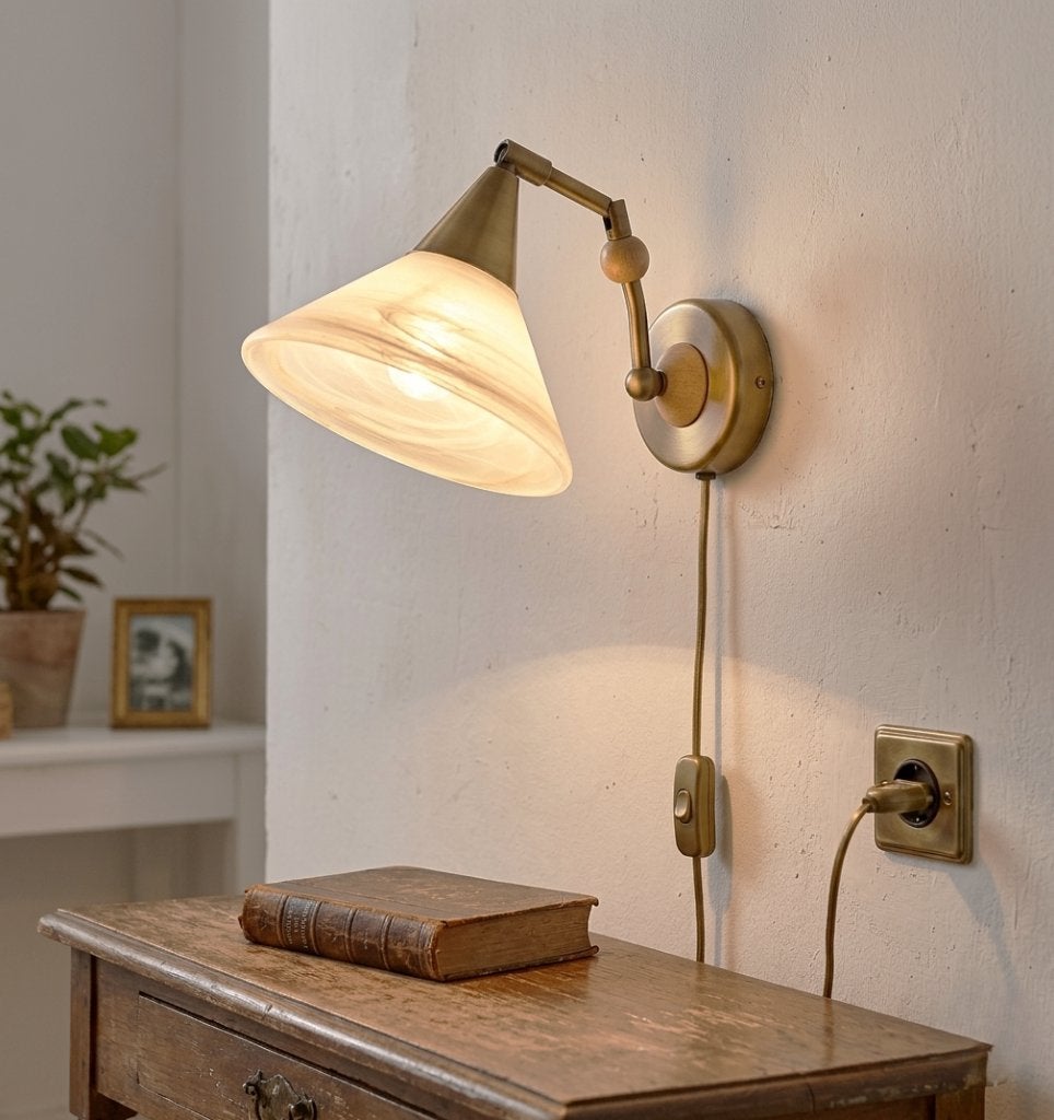 vintage 80's /Steinhauer bronskleur/wit kap/sfeer/leeslamp, Huis en Inrichting, Lampen | Wandlampen, Ophalen of Verzenden, Zo goed als nieuw
