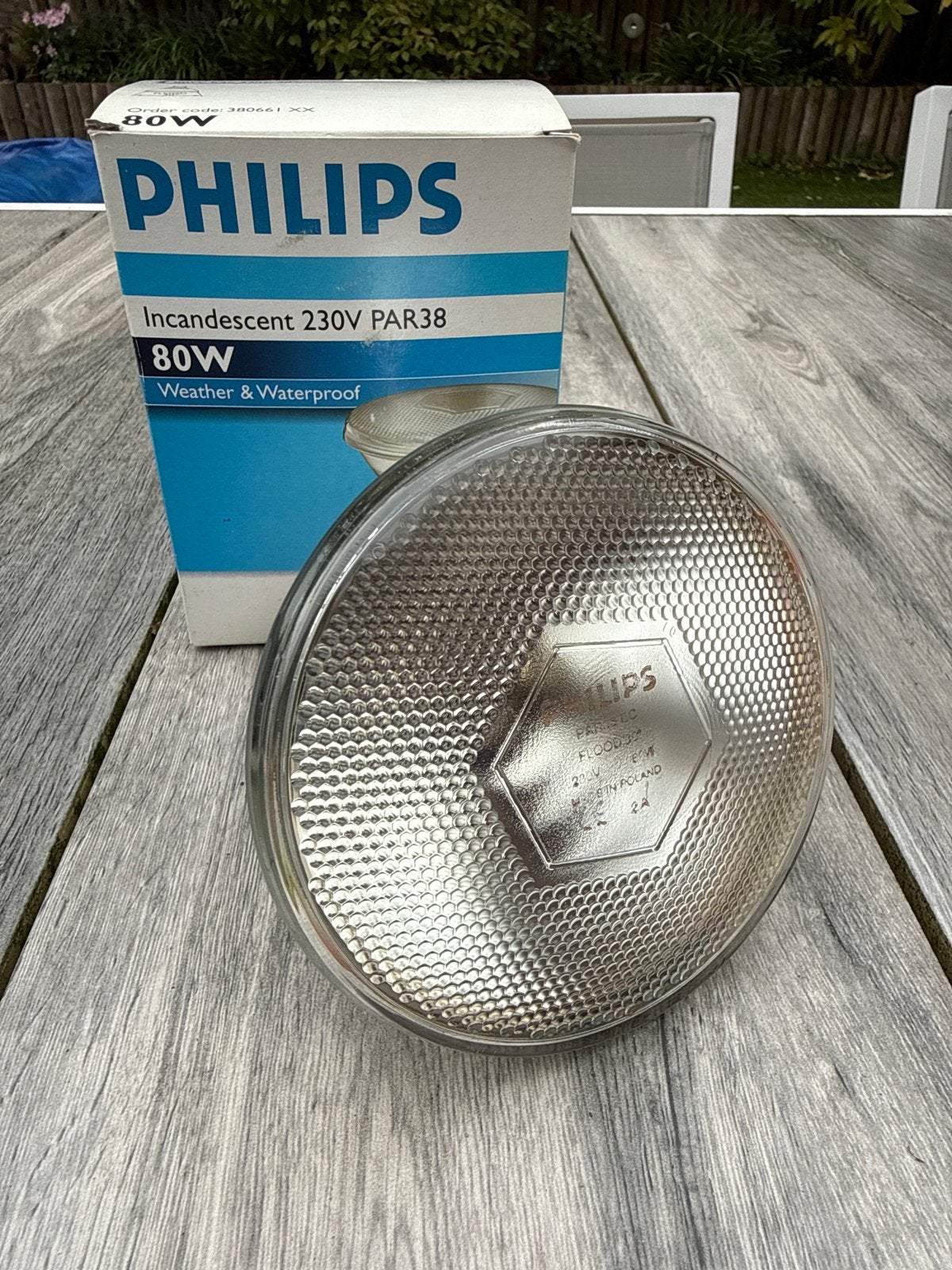 Philips Incandescent PAR38 80W E27 230V 30 Flood, Huis en Inrichting, Philips, Overige typen, Nieuw, E27 (groot)