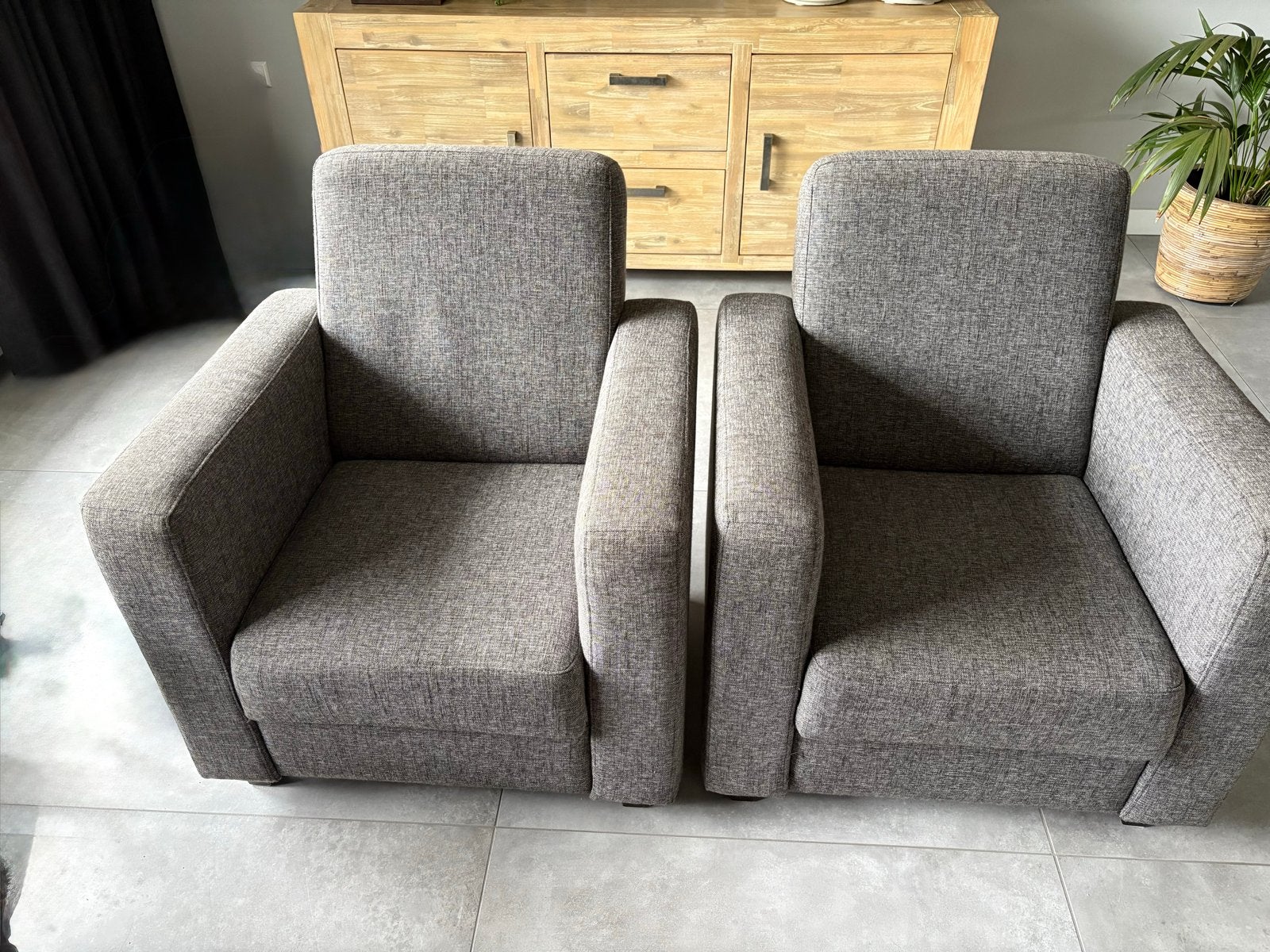Comfortabele grijze stoelen - Zitten heerlijk!, Ophalen, Gebruikt, Twee, Stof