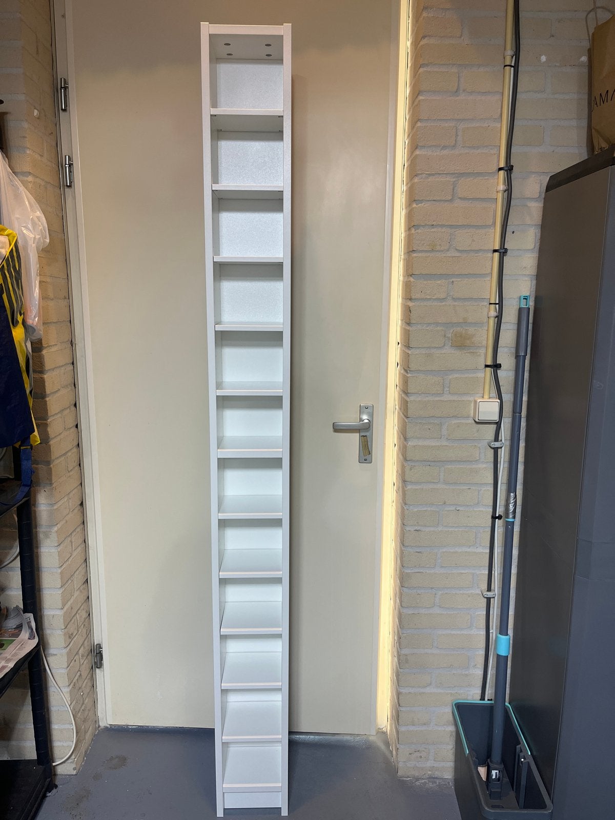 Smal wit wandmeubel/boekenrek met 10 vakken, Ophalen, Met plank(en), 200 cm of meer, Nieuw