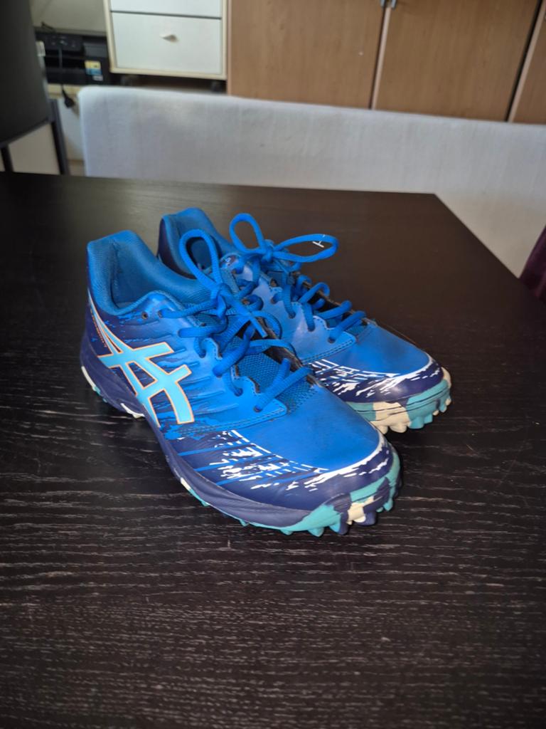 Asics Gel-Blackheath 7 Hockeyschoenen - Maat 41.5, Sport en Fitness, Hockey, Ophalen, Gebruikt, Schoenen
