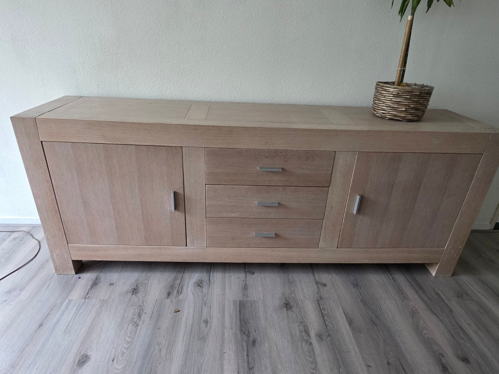 Eikenhouten dressoir met lades en deuren, Gebruikt, 150 tot 200 cm, Ophalen of Verzenden, Eikenhout