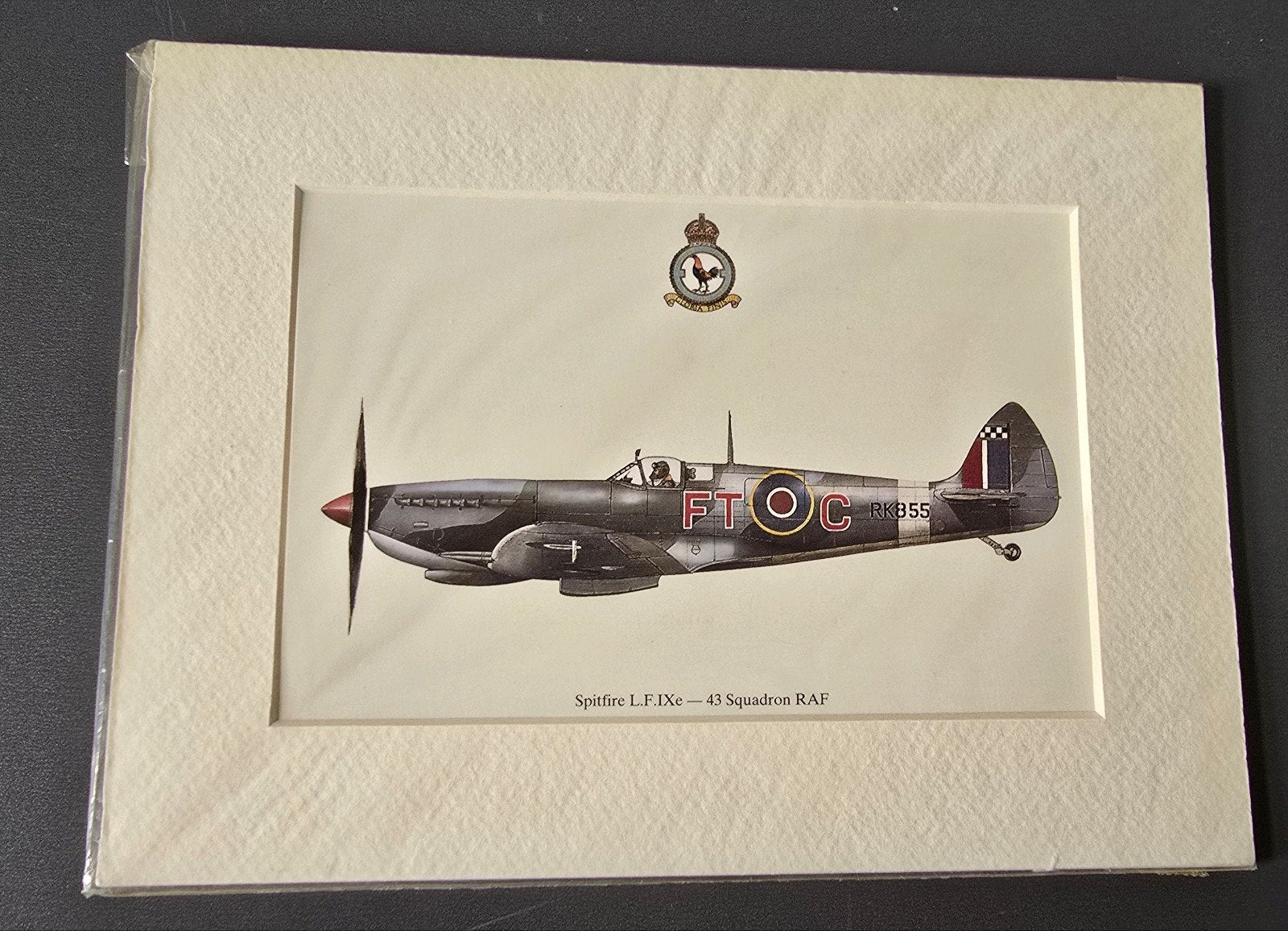 Spitfire 43 Squadron RAF  met passe-partout, Verzamelen, Ophalen of Verzenden, Zo goed als nieuw, Kaart, Foto of Prent