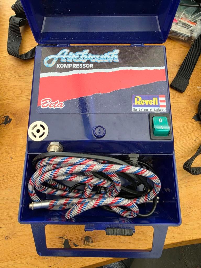 Revell airbrush compressor, Auto, Revell, Groter dan 1:32, Ophalen of Verzenden