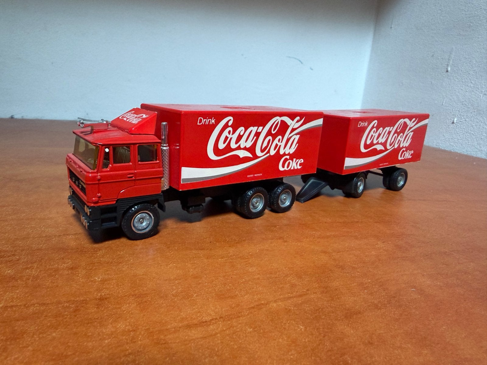 DAF Coca-Cola Vrachtwagen met Aanhanger  - Solido, Overige merken, 1:32 tot 1:50, Ophalen of Verzenden, Zo goed als nieuw