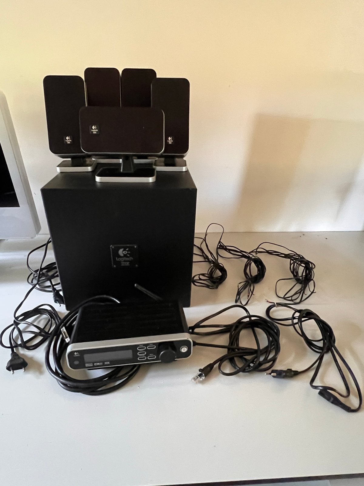 Logitech Z-5450 Digital 5.1 Surround Sound Systeem, Gebruikt, Losse componenten, Speakers, Ophalen