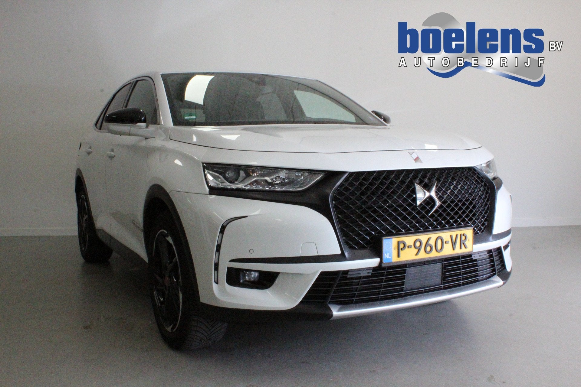 DS 7 Crossback E-Tense Performance Line | NL-AUTO+N.A.P! | C, Auto's, DS, Dealer onderhouden, 4 cilinders, Wit, Bedrijf