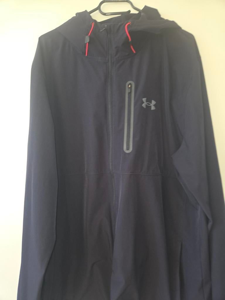 Under Armour Jasje ZGAN Maat XXL, Kleding | Heren, Zwart, Under Armour, Overige maten, Ophalen of Verzenden