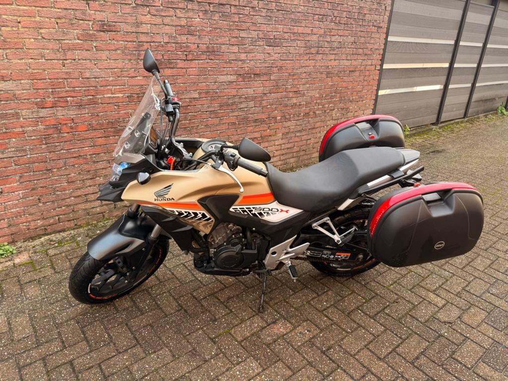 Honda CB500X met zijkoffers, handvatverwarming, weinig km, Motoren, Motoren | Honda, Handvatverwarming, 2 cilinders, Gebruikt
