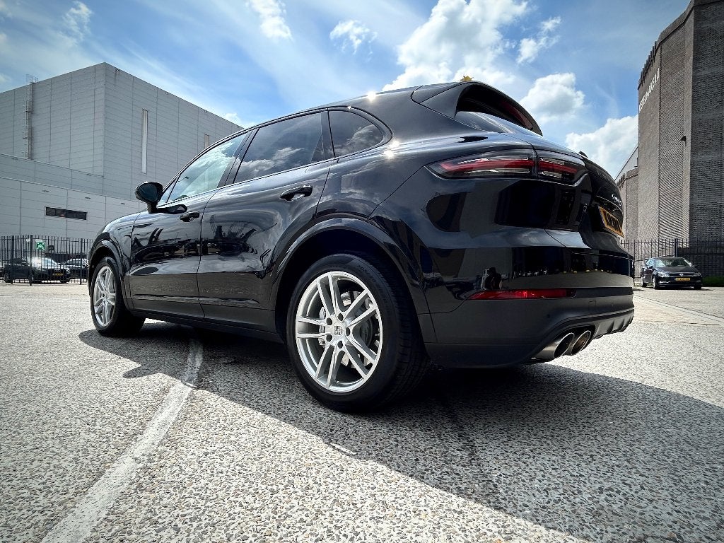 Porsche Cayenne S 440pk Porsche Garantie Beschb. t/m 28 aug, Auto's, Automaat, Cayenne, Zwart, Bedrijf