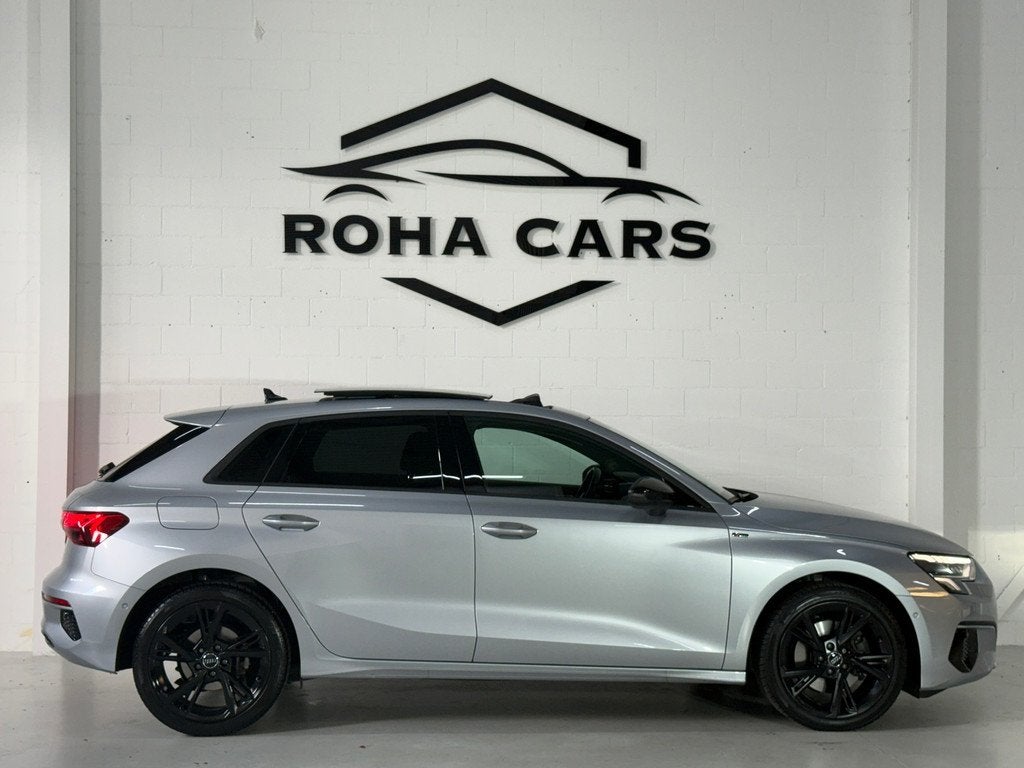 Audi A3 Sportback 35TFSI 1.5 S-Line Panorama Led matrix, Automaat, Gebruikt, Zwart, Origineel Nederlands
