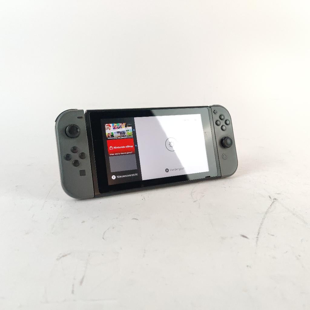 Nintendo switch met switch drift (links) || nu voor €129.99!, 1 speler, Racen en Vliegen, Ophalen of Verzenden, Zo goed als nieuw