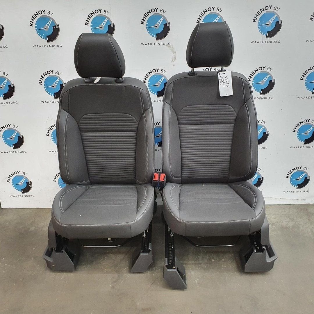 Kuga Interieur half leder 2018, Auto-onderdelen, Interieur en Bekleding, Ophalen, Gebruikt, -, -