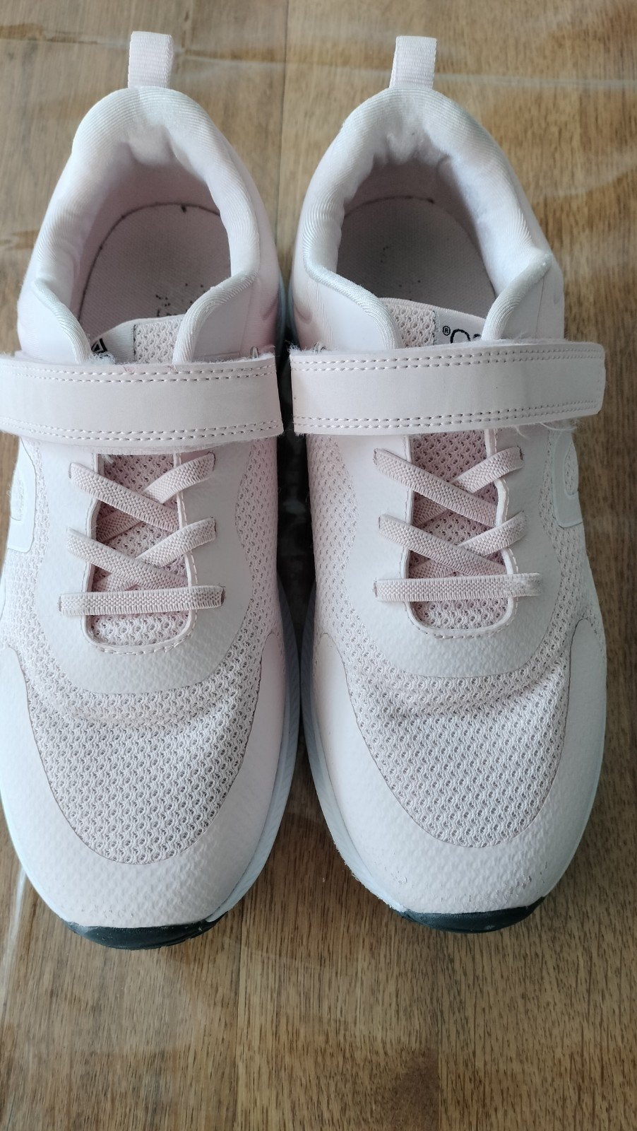 Osaga lichtroze gymschoenen - maat 38, Meisje, Sportschoenen, Osaga, Ophalen of Verzenden