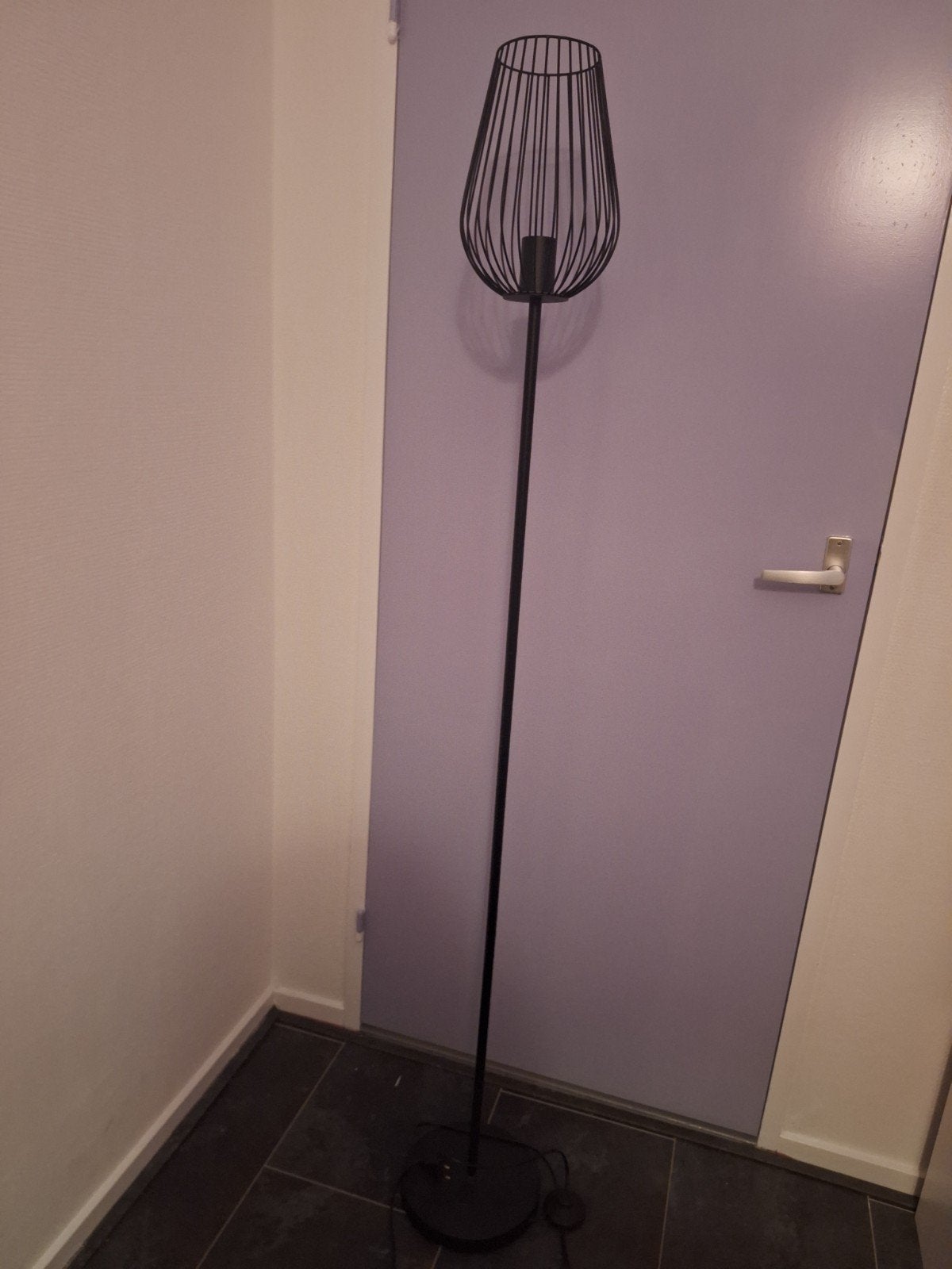 Lagos vloerlamp, Ophalen, Overige materialen, E27 (groot), Zo goed als nieuw