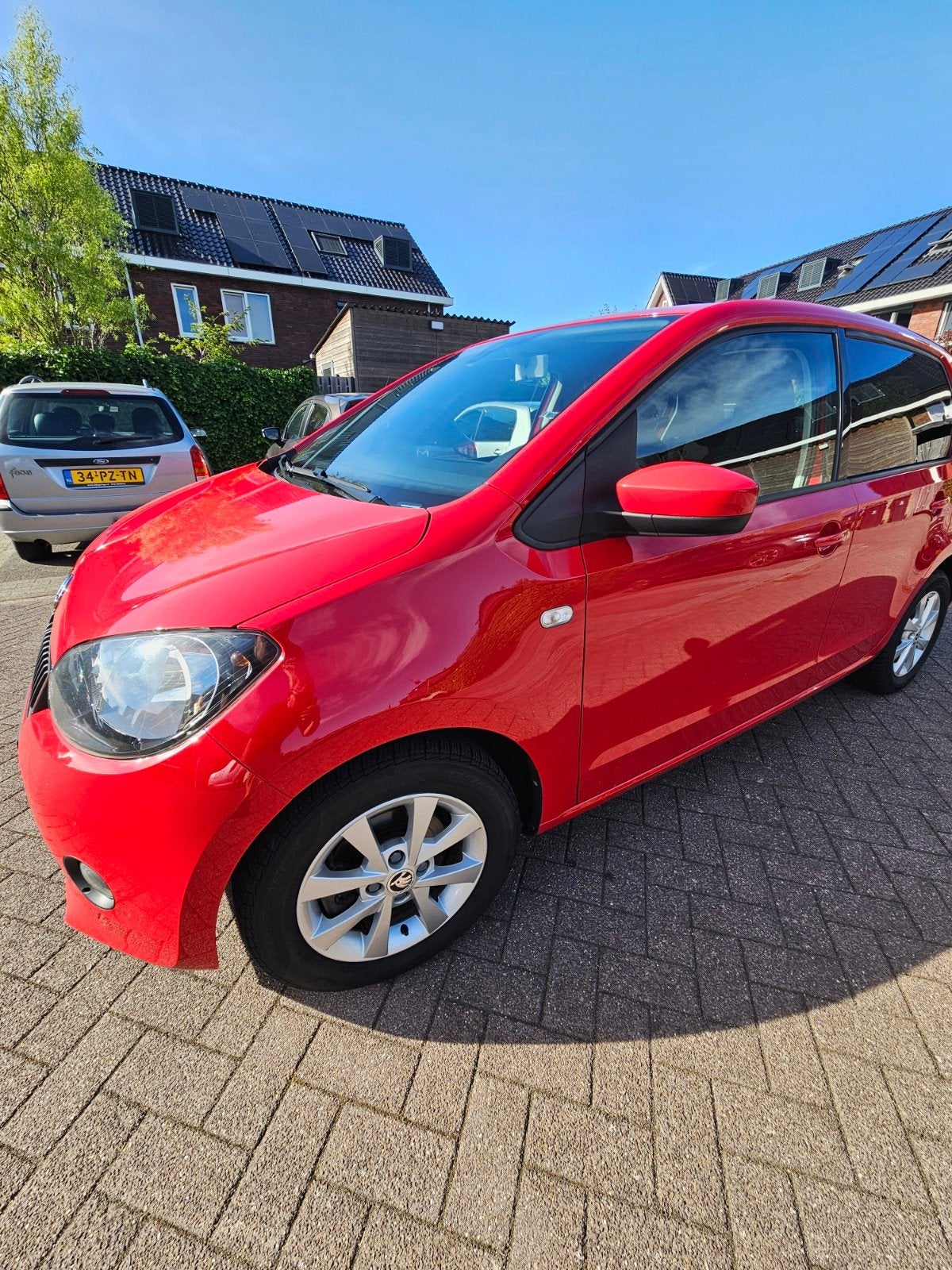 Škoda Citigo 1.0 5-deurs

Te koop aangeboden: een nette en, Ophalen, Gebruikt, Skoda