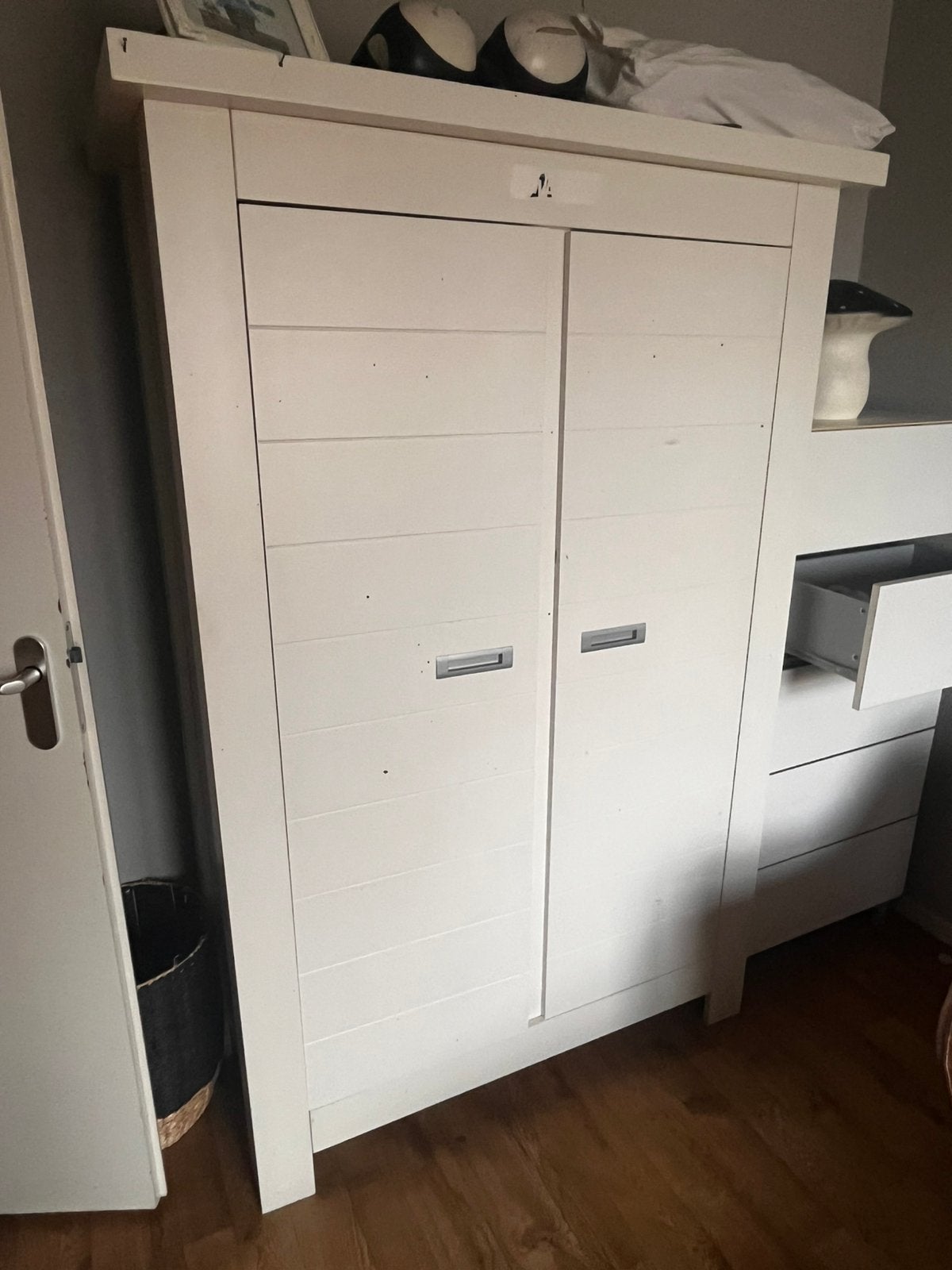 Babykast “Dallas” wit, Ophalen, Gebruikt