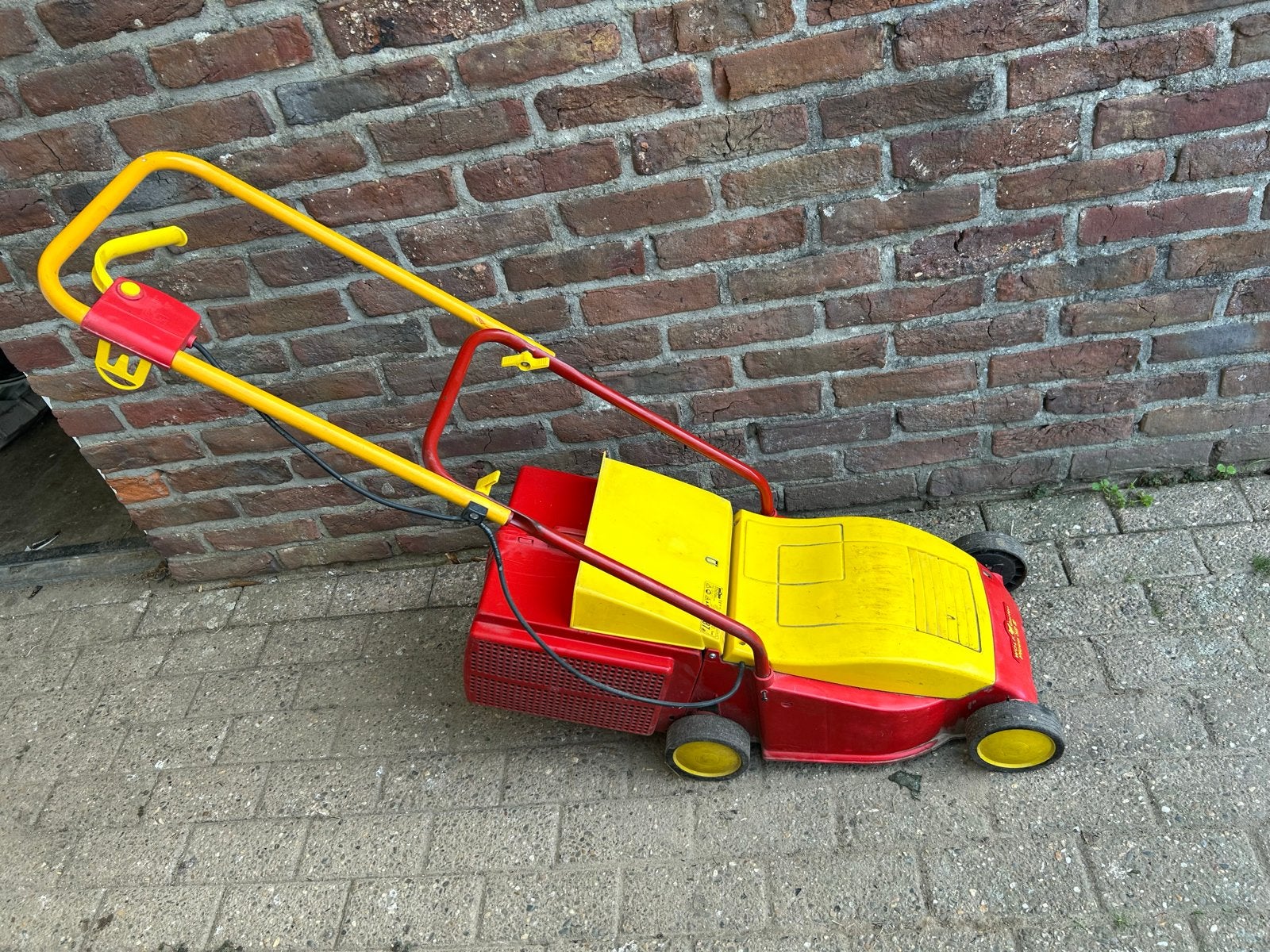 Wolf-Garten PiCCO 32 E Elektrische Grasmaaier, Tuin en Terras, Grasmaaiers, Cirkelmaaier, Gebruikt, Elektrische grasmaaier, Ophalen of Verzenden