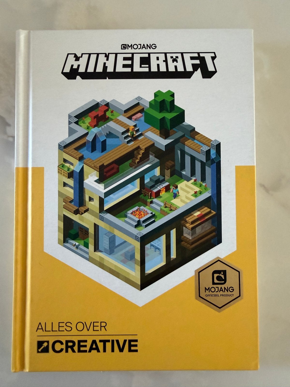Minecraft: Alles over Creative - Officieel Handboek, Ophalen of Verzenden, Zo goed als nieuw, Non-fictie