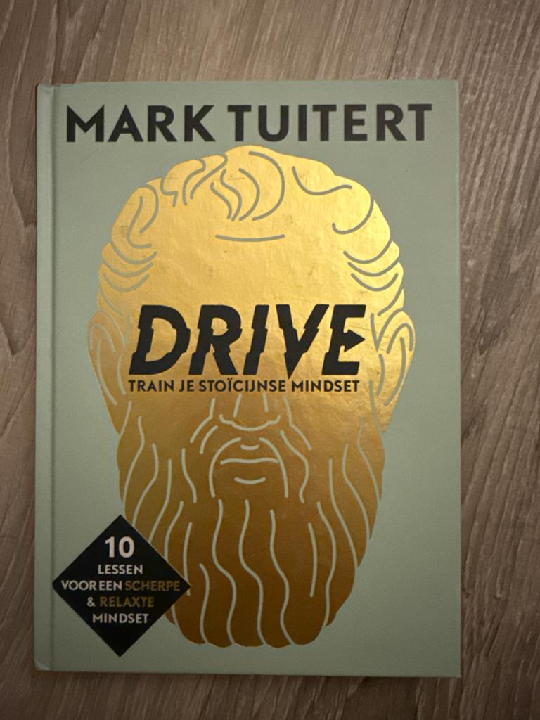 DRIVE: Train je stoïcijnse mindset - Mark Tuitert, Boeken, Ophalen of Verzenden, Zo goed als nieuw