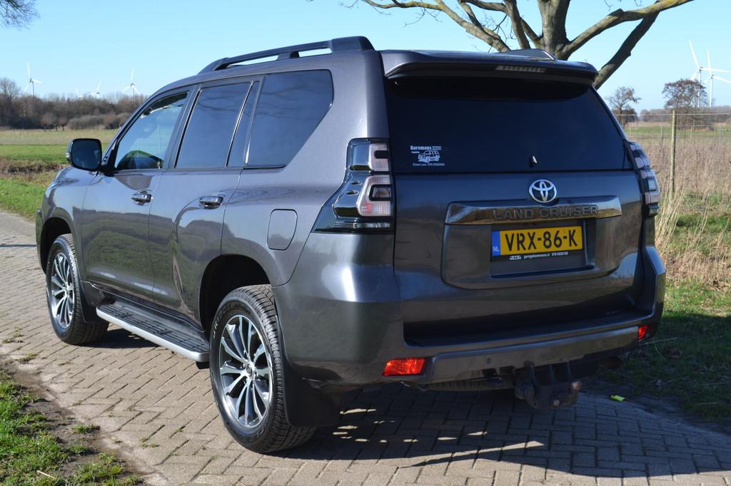 Toyota Land Cruiser 150 2.8 D-4D-F Executive Window Van, Auto's, Automaat, Gebruikt, 4 cilinders, Diesel