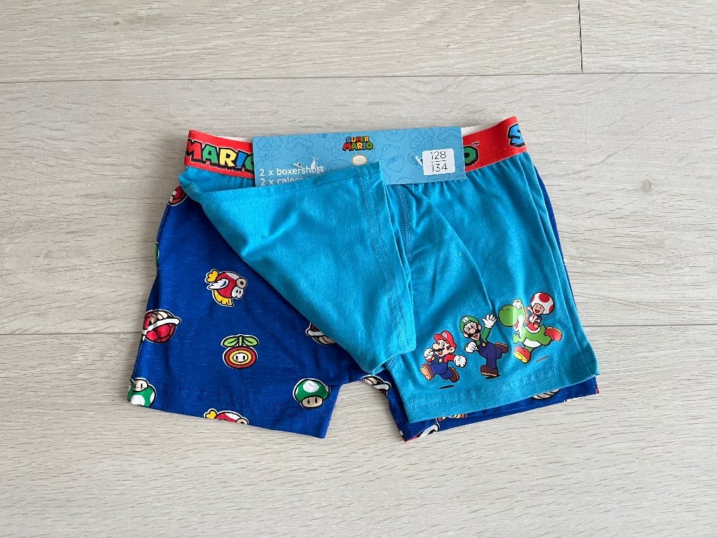 NIEUW Super Mario Ondergoed Boxers Boxershorts Mt. 128 - 134, Super Mario, Nacht- of Onderkleding, Nieuw, Ophalen of Verzenden