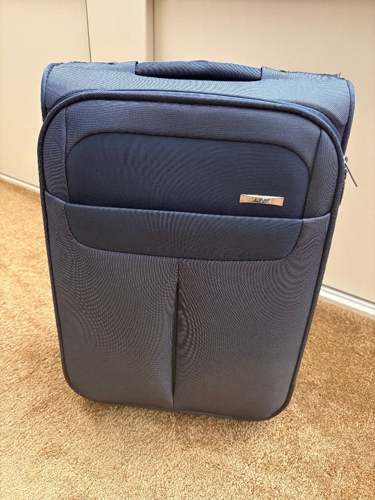Trolley koffer 2 wielen merk Line, Ophalen, Wieltjes, Gebruikt, 50 tot 60 cm